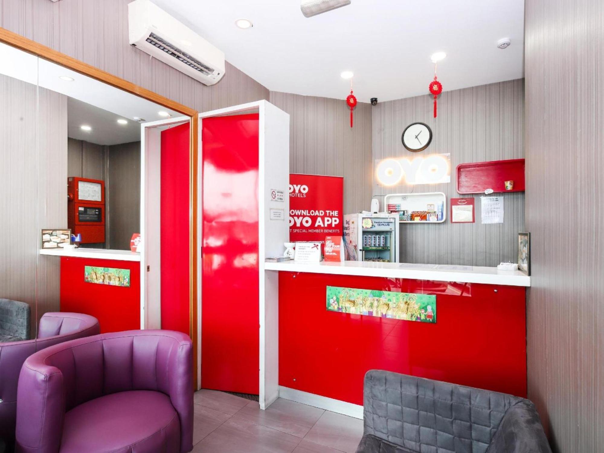 Super Oyo 340 Comfort Hotel Kampong Batu Belah Zewnętrze zdjęcie