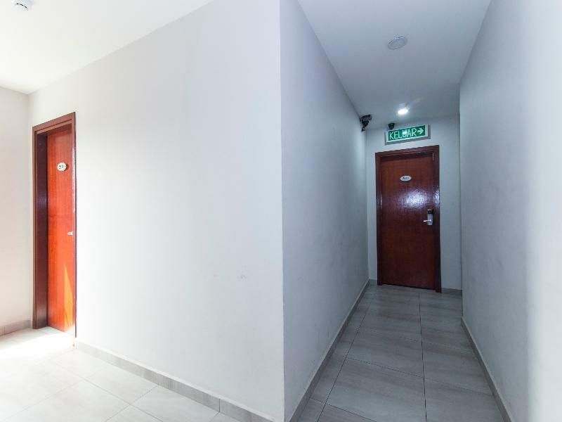 Super Oyo 340 Comfort Hotel Kampong Batu Belah Zewnętrze zdjęcie